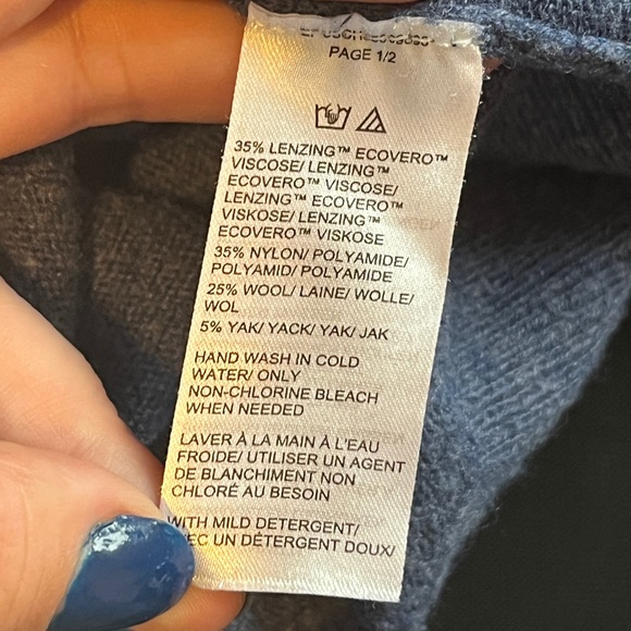 SAKS FIFTH AVENUE | Women's Crew Neck Wool Yak Blend Sweater Blue Size Medium - Picture 8 of 8